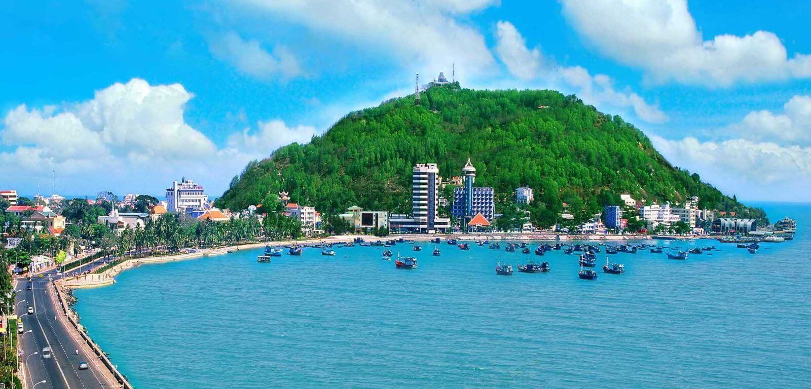    Các cảng biển tại Bà Rịa - Vũng Tàu tạo điều kiện để phát triển kinh tế biển 2