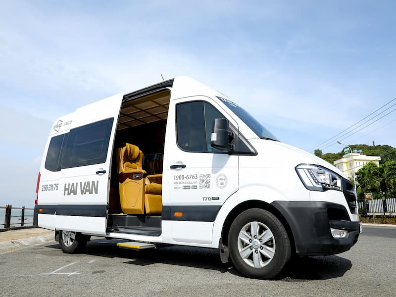 Xe Hải Vân Vũng Tàu sân bay