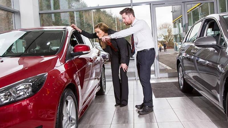 Khi nhận xe phải kiểm tra thật kỹ càng