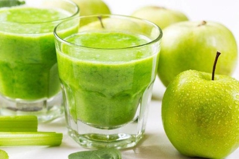 Cách làm cần tây giảm cân dễ uống với táo