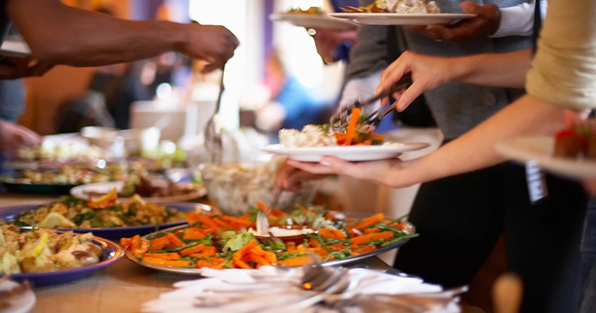 Không ăn quá nhiều trong một ngày