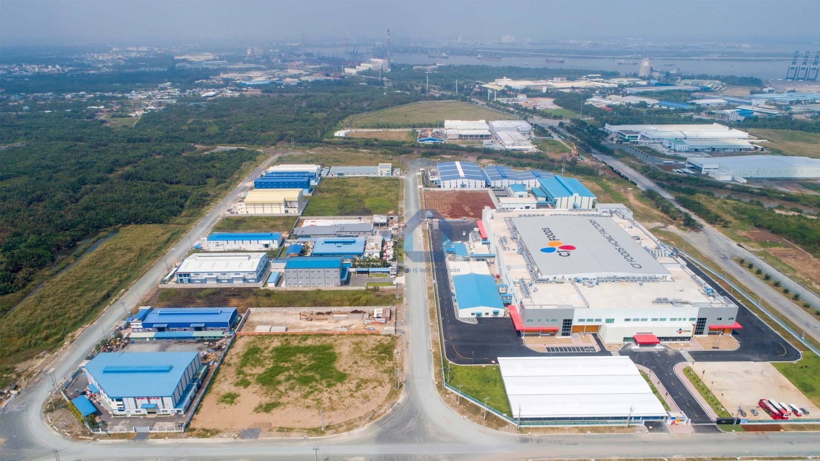 Hệ thống cơ sở vật chất, kỹ thuật khu công nghiệp
